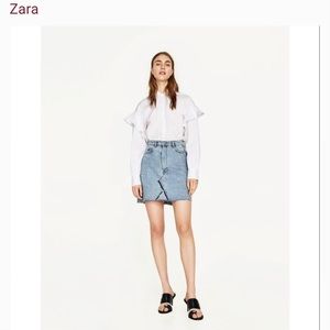 Unique Zara mini denim jean skirt
